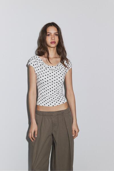 Stradivarius Çok yönlü kolsuz t-shirt