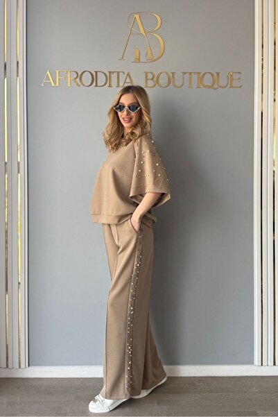 Afrodita Boutique SetAnthony