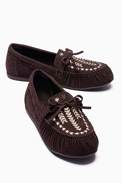 Mubiano Pantofi de damă piele întoarsă loafers cu șireturi brodate Talina maro