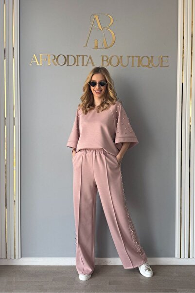 Afrodita Boutique SetAnthony