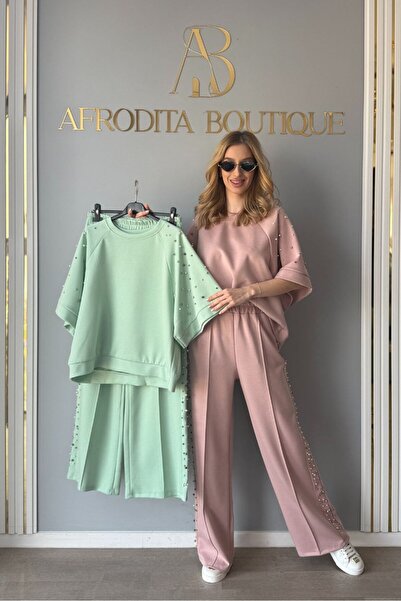 Afrodita Boutique SetAnthony