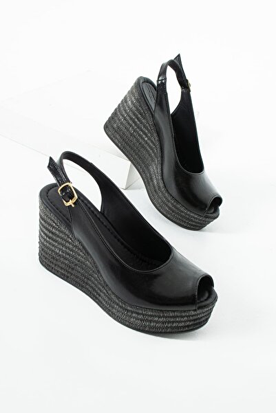 diclepolat Γυναικεία μαύρα τσαλακωμένα λουστρίνια παπούτσια με λουράκια στον ...