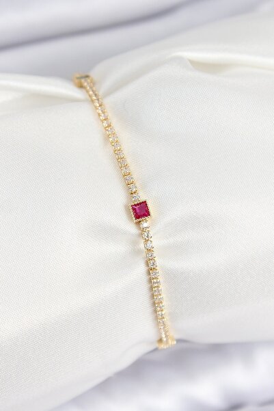 Inure Jewelry سوار نسائي من حجر الزركون النحاسي موديل مربع ذهبي اللون