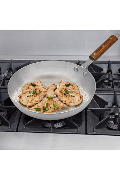 Home Box Fiona Aluminium Frying Pan with Wooden Handle - 26 cm