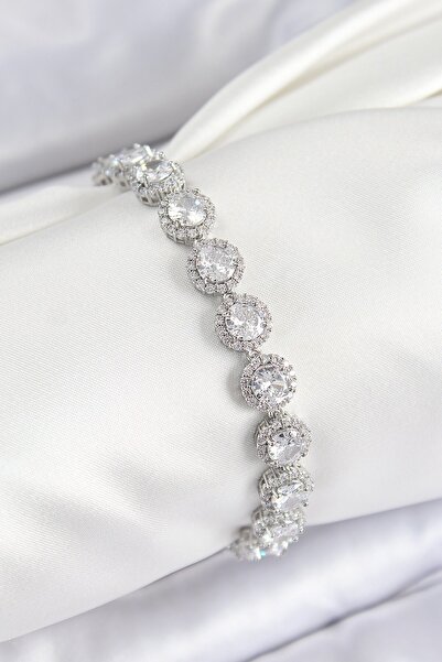 Inure Jewelry سوار نسائي من النحاس والزركون على شكل دائرة باجيت موديل فضي الل...