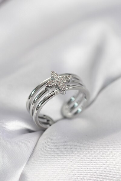 Inure Jewelry خاتم نسائي فضي اللون بحجر الزركون على شكل البرسيم