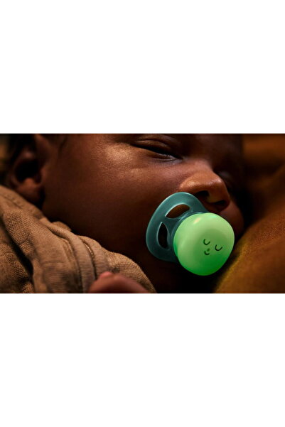 Philips Set of 2 pacifiers Avent Ultra Start SCF075/18,0-2 months, cream/lilac