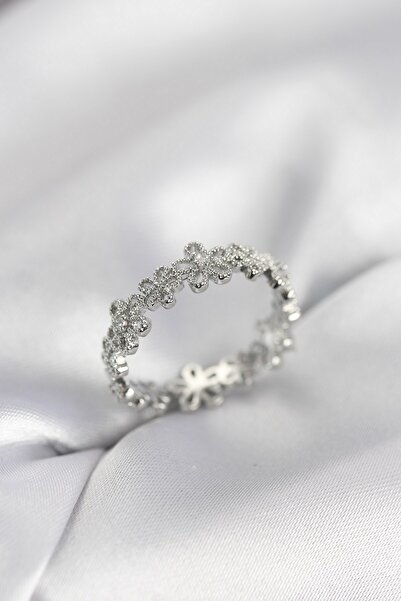 Inure Jewelry خاتم نسائي فضي اللون مرصع بحجر الزركون على شكل زهرة