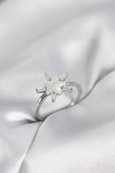 Inure Jewelry خاتم نسائي من الفضة اللونية مرصع بحجر الزركون اللؤلؤي على شكل نجمة