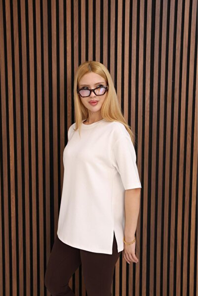 OVERSIZE YIRTMAÇLI T-SHIRT