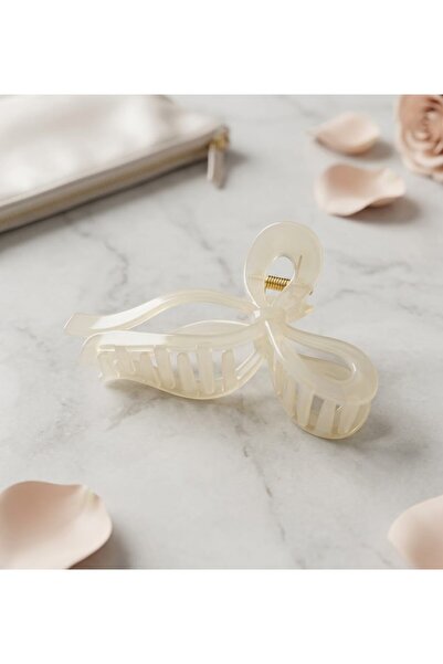 Daily Bazaar Κομψός Σχεδιασμός: Περλένια Πόρπη με Φιόγκο