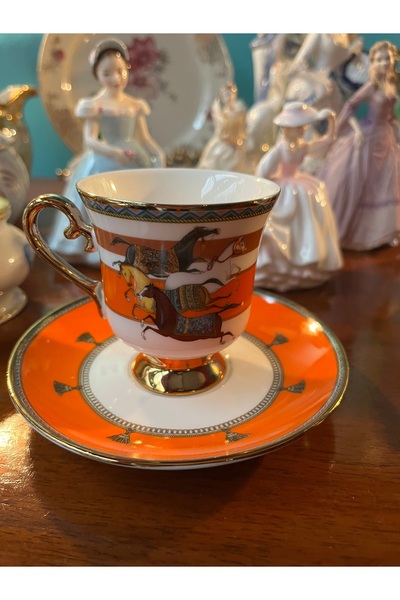 Ch Lüks Tasarım Altın Detaylı Atlı Porselen Kahve Fincanı