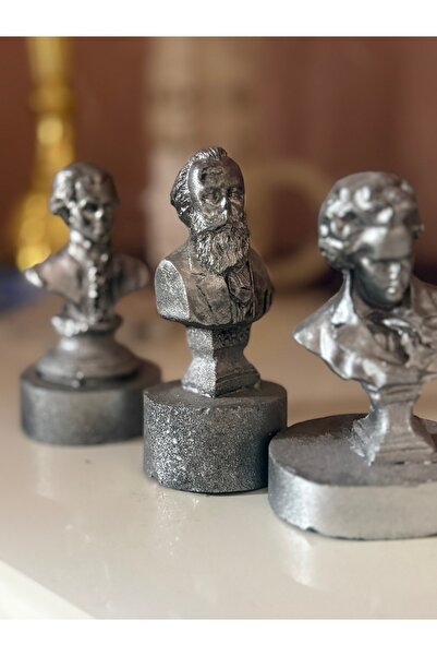 Minik set heykeler:Mozart ,Brahms,Beethoven