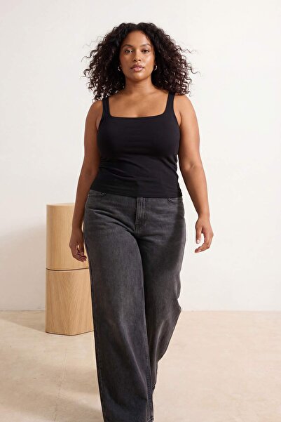 Trendyol Curve قميص أسود بياقة مربعة وحزام، ناعم الملمس، محبوك، مقاس كبير، TB...