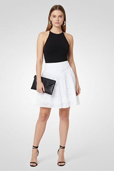 Karl Lagerfeld تنانير قصيرة مطرّز للنساء، بيضاء