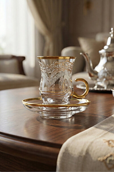 SQUALO طقم كاسات شاي تركي – 6 حبات بنقوش ذهبية مع أطباق