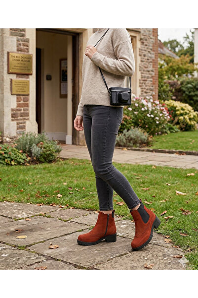 Mira Deri Genuine Suede Red 5 cm Non-Slip Sole Women's Boots - Exeter