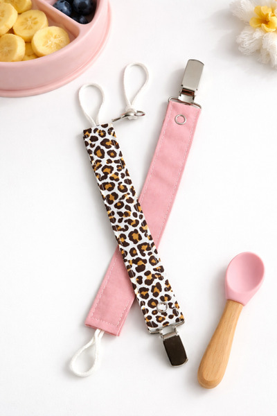 melsia Store - 2li Set Bebek Emzik Askısı - Leopar - Mercan