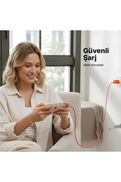 Ttec SmartCharger GAN 20W PD Seyahat Hızlı Şarj Aleti + USB-C - Lightning 120cm Kablo Neon Turuncu