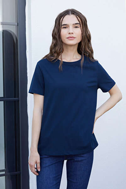 urban focus Edith T-Shirt