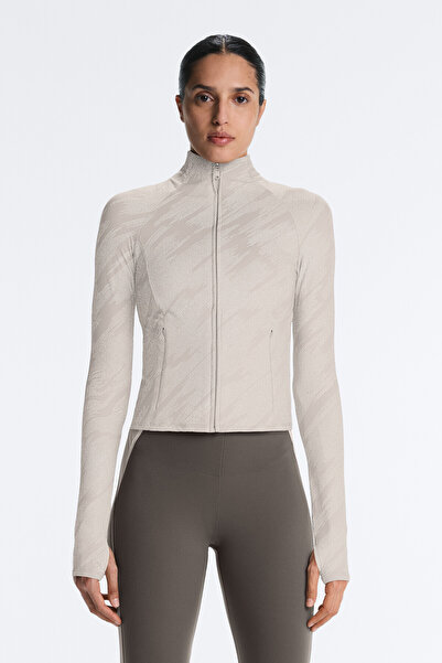 Oysho Light warm reflective technical jacket