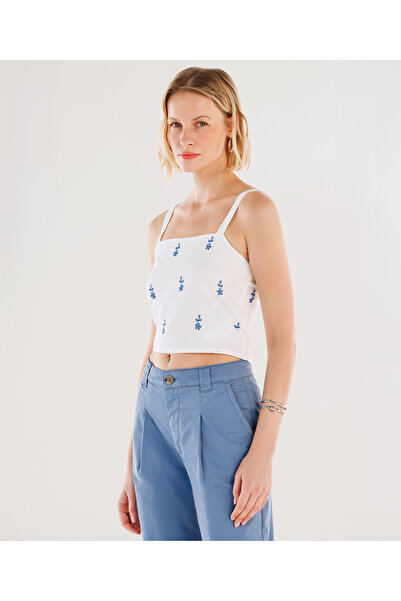 Yargıcı Hanging Embroidery Detailed Blouse