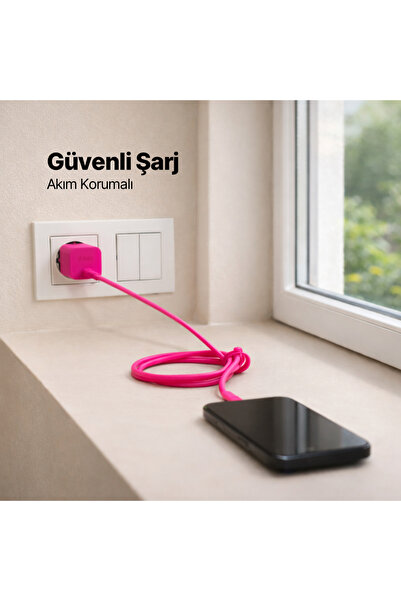 Ttec SmartCharger GAN 45W AVS PD Seyahat Hızlı Şarj Aleti + USB-C - USB-C 3A Kablo Neon