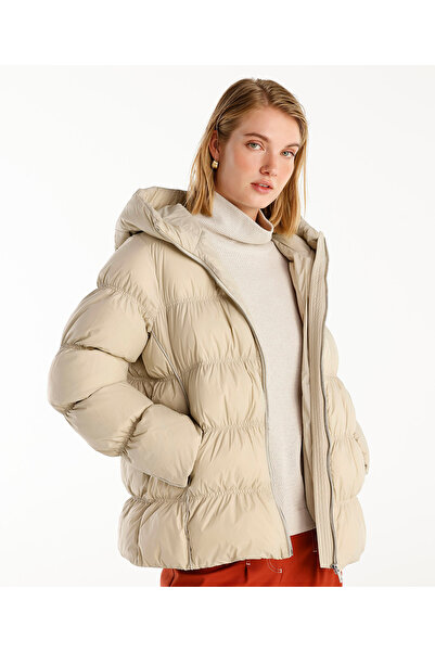 Yargıcı Stripe Detailed Coat