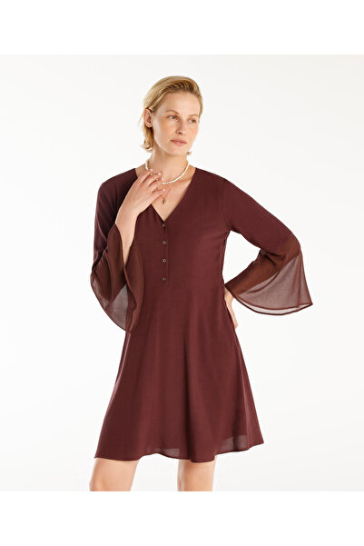 Yargıcı V-Neck Dress