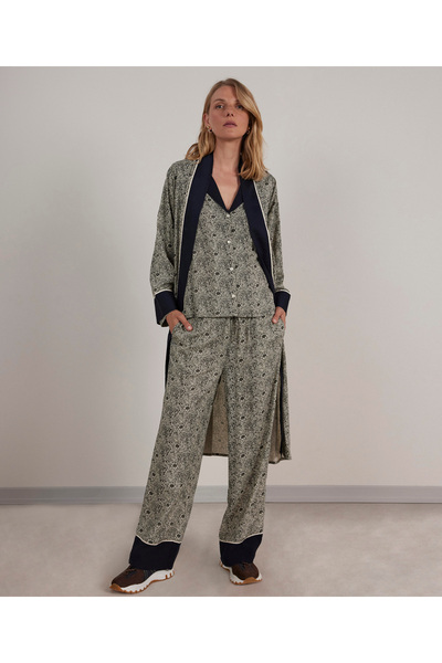 Yargıcı Kontrast Detaylı Pijama Üstü