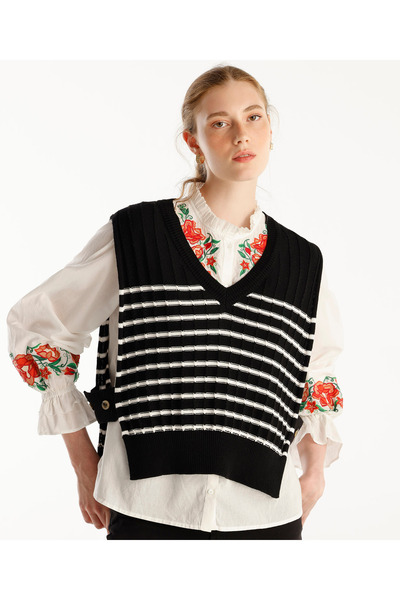 Yargıcı V-Neck Vest