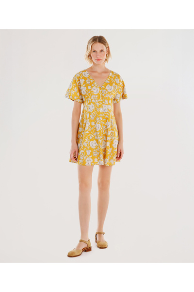 Yargıcı Pensli Kısa Kollu Mini Elbise