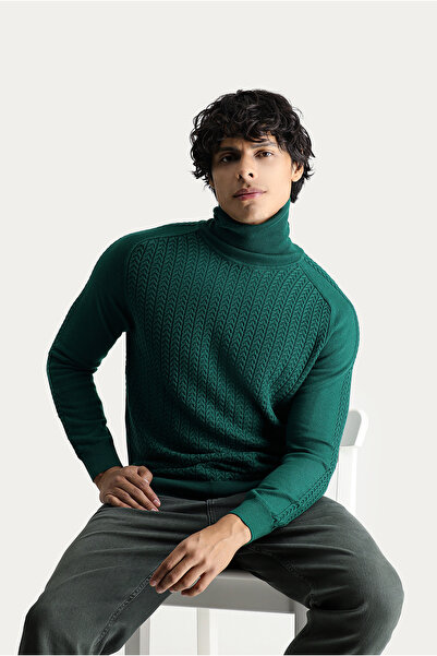 Kiğılı Pulover de tricotaj cu model slim fit cu gât roscat