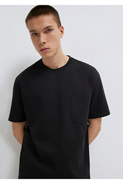 Mavi Μαύρο μπλουζάκι με λεπτομέρεια τσέπης Loose Fit / Loose Comfortable Cut ...