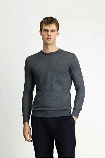 Kiğılı Πλεκτό μάλλινο πουλόβερ με λαιμόκοψη ποδηλάτου και κανονική εφαρμογή