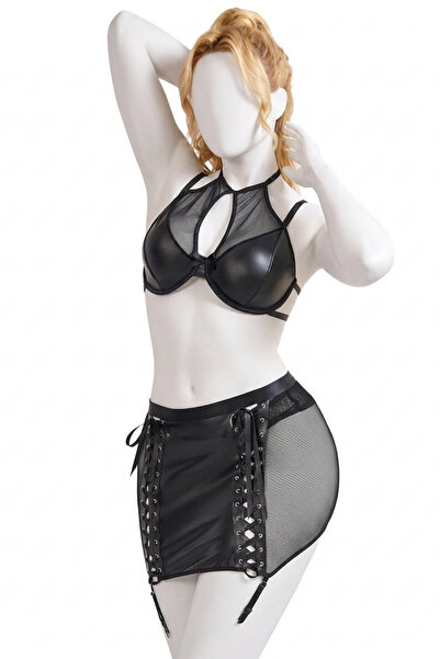 Lingerie and Fashion Style طقم جلد اسود