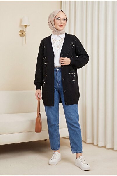 Modamorfo كارديجان تريكو مزين بأزرار ومطرز بالزهور