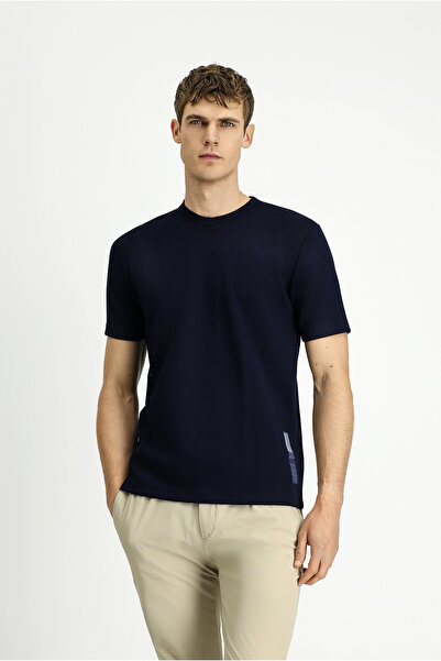 Kiğılı Μπλουζάκι με στάμπα με κανονική εφαρμογή με λαιμόκοψη