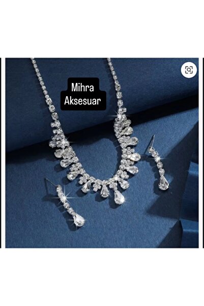 Mihra Aksesuar Kristal Taşlı Kolye Küpe Set Gümüş kaplama 35 cm taşlı kısmı 10 cm uzatma zincir payı var