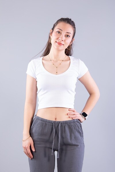 Mckanzie 6696 (N-2370) V-Neck Crop Camisole Bodysuit