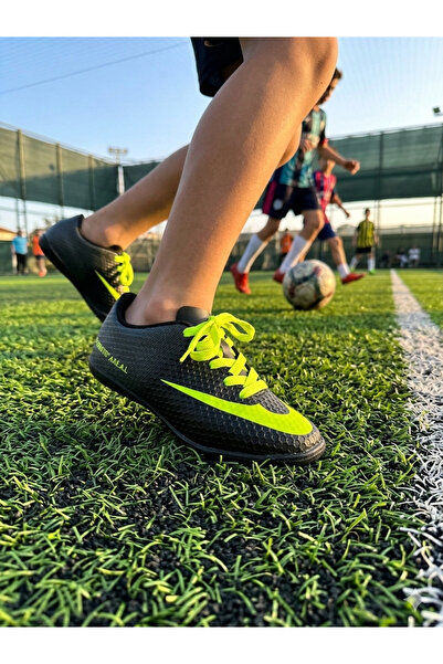 Walked Erkek Dişsiz Çivisiz Çim Halısaha Futbol Ayakkabısı Krampon