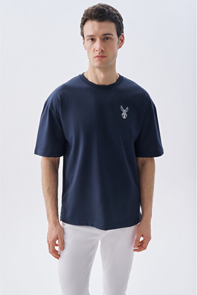 Mudo Oversize Crew Neck T-Shirt with Embroidered