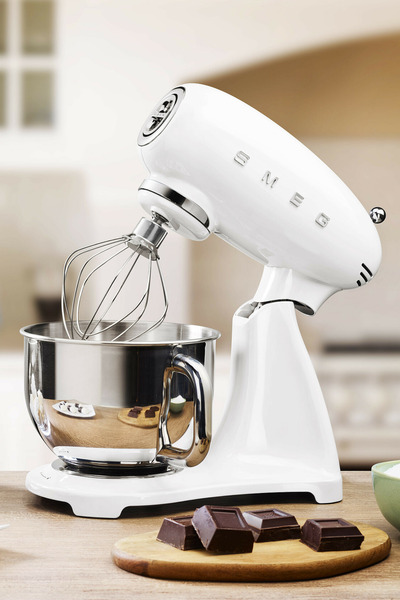 SMEG 50's Style Retro 4.8 Litre Beyaz Stand Mikser SMF03WHEU