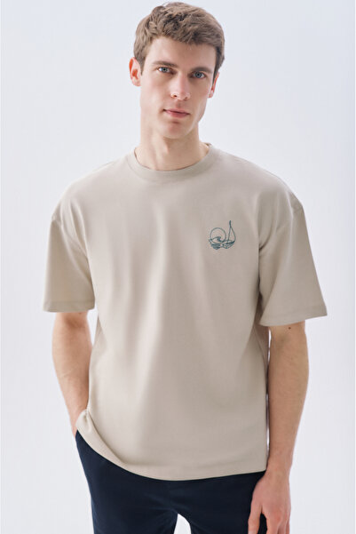 Mudo Oversize Crew Neck T-Shirt with Embroidered