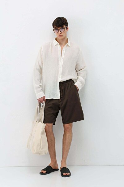 VAMOSCLO شورت كتان كبير الحجم باللون البني