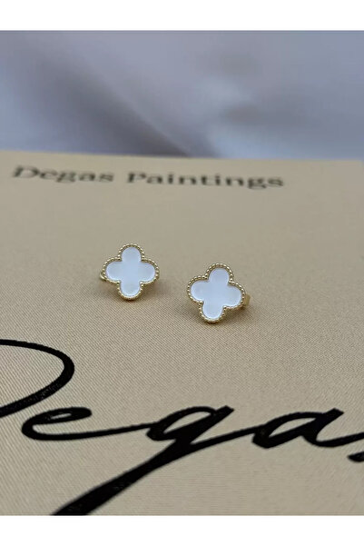 Luseda Kararmaz Vip White Flower Figured Women's Earrings