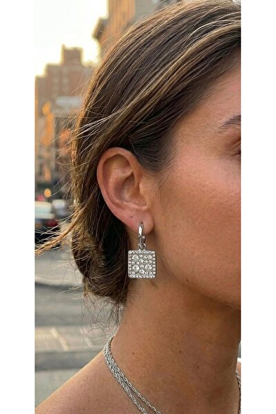 Markiz Takı أقراط مربعة من حجر فضي اللون