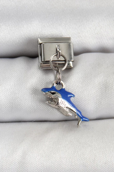 Skygo 316L قلادة من الفولاذ المقاوم للصدأ على شكل سمكة قرش باللون الفضي - TJ-...