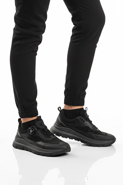 Voyager Black Lace-Up Men's Casual Shoes