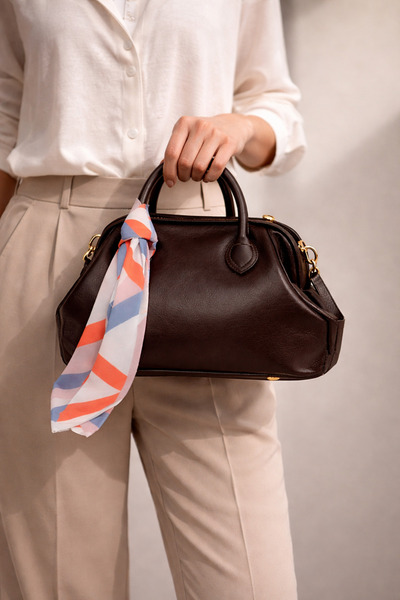 kikiriktekstil 10900 Curea lungă cu mecanism pentru femei, cu detalii străluc...